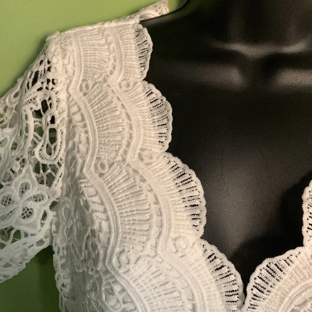 🔵 Lulus White Dress - Picture 5 of 12